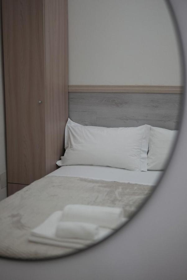 Suite 241 Catânia Exterior foto