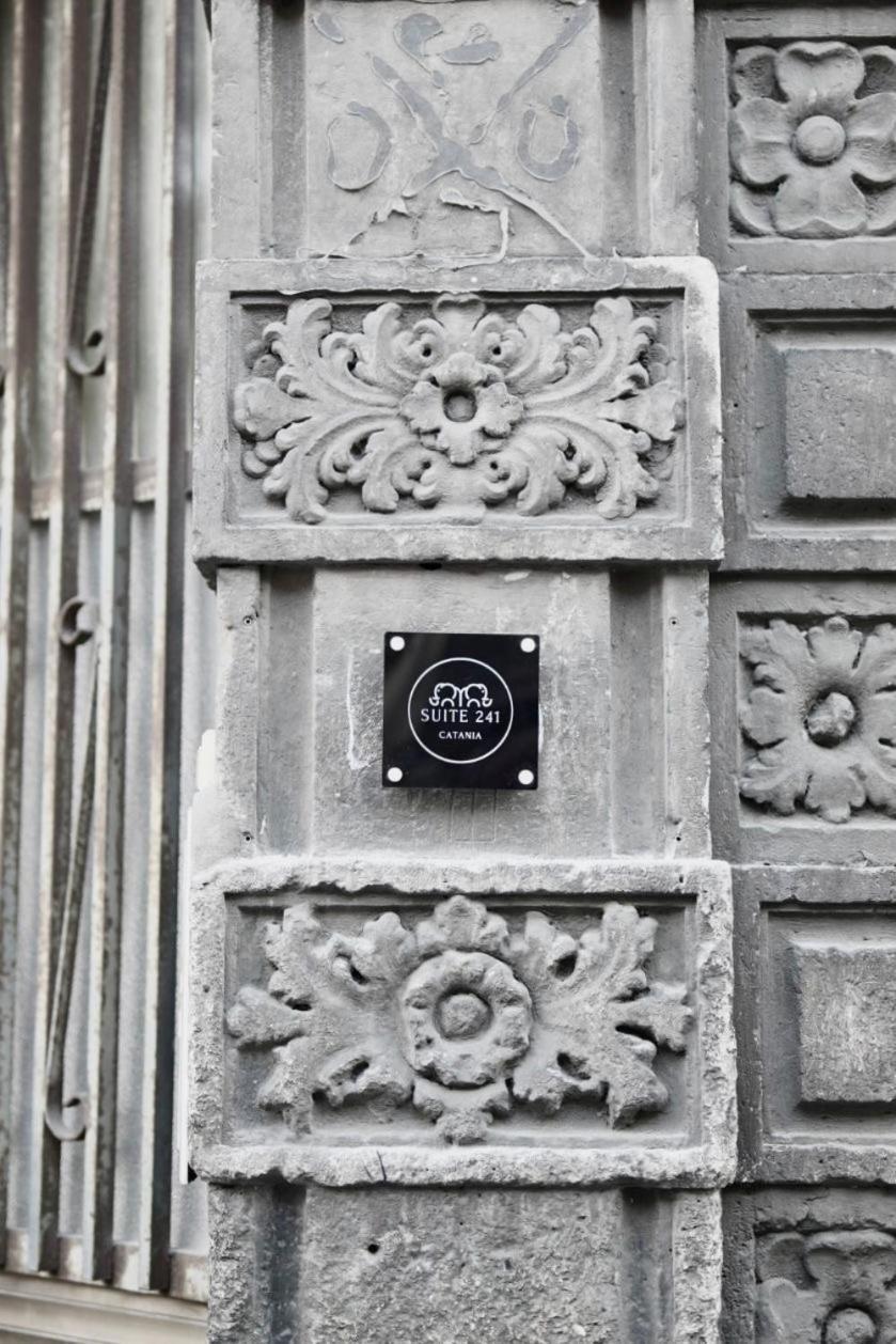 Suite 241 Catânia Exterior foto